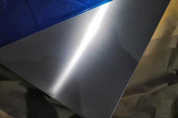 Aluminum plate surface display